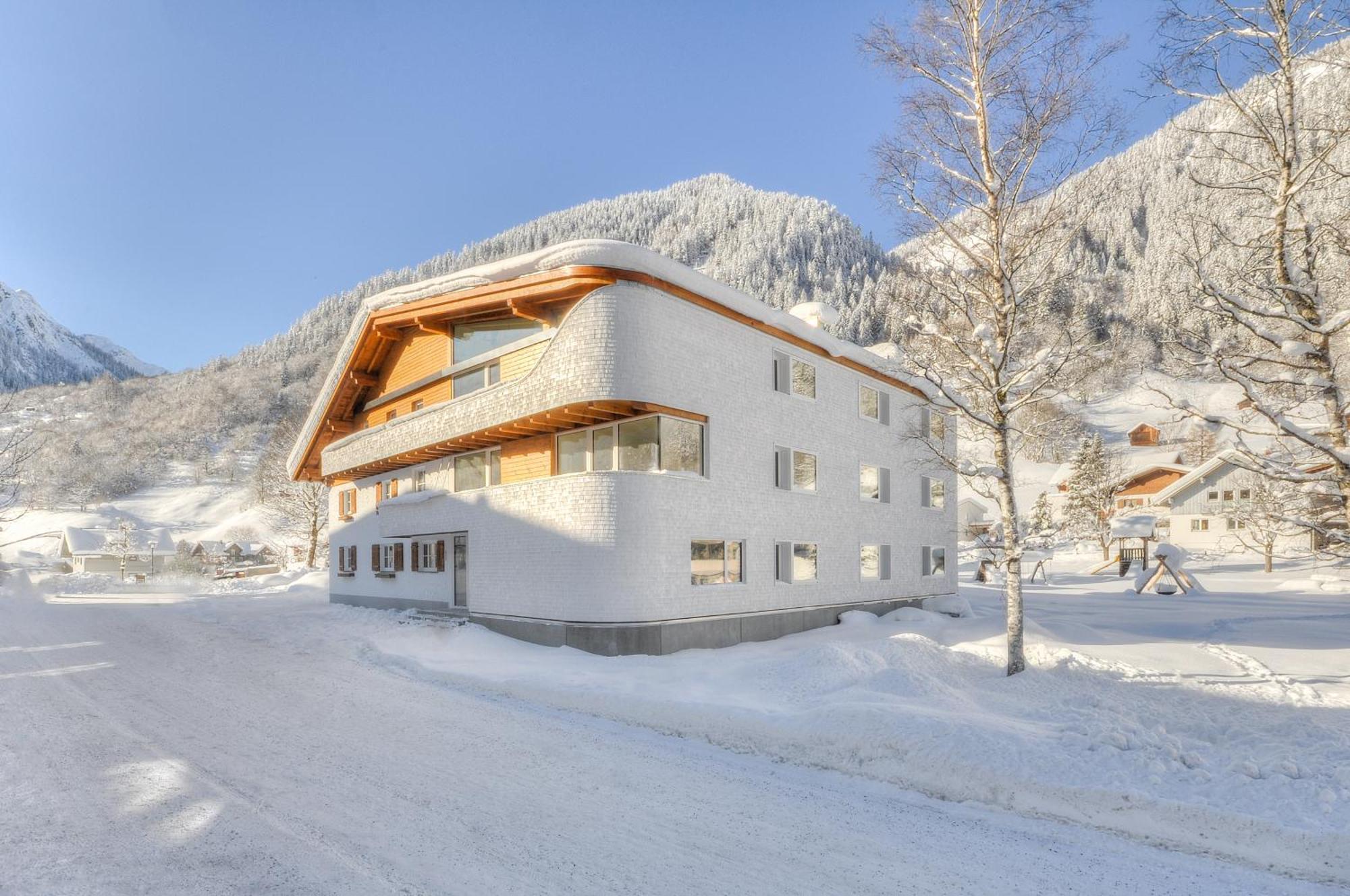 Hotel Luen Бранд Екстериор снимка