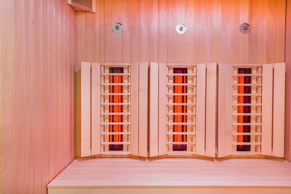 Hotel Luen Бранд Екстериор снимка