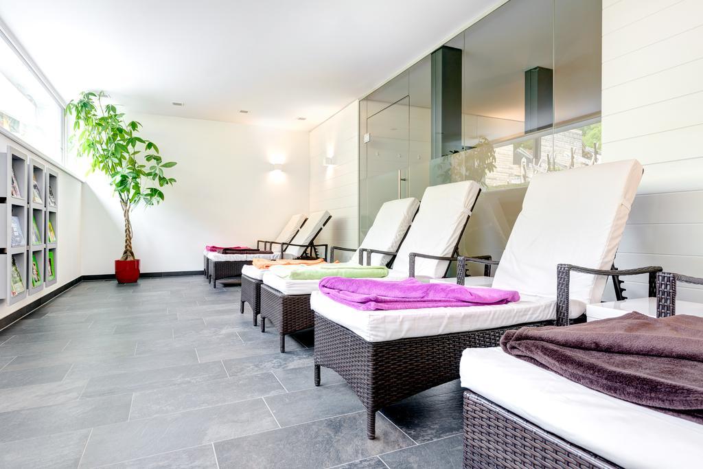 Hotel Luen Бранд Екстериор снимка