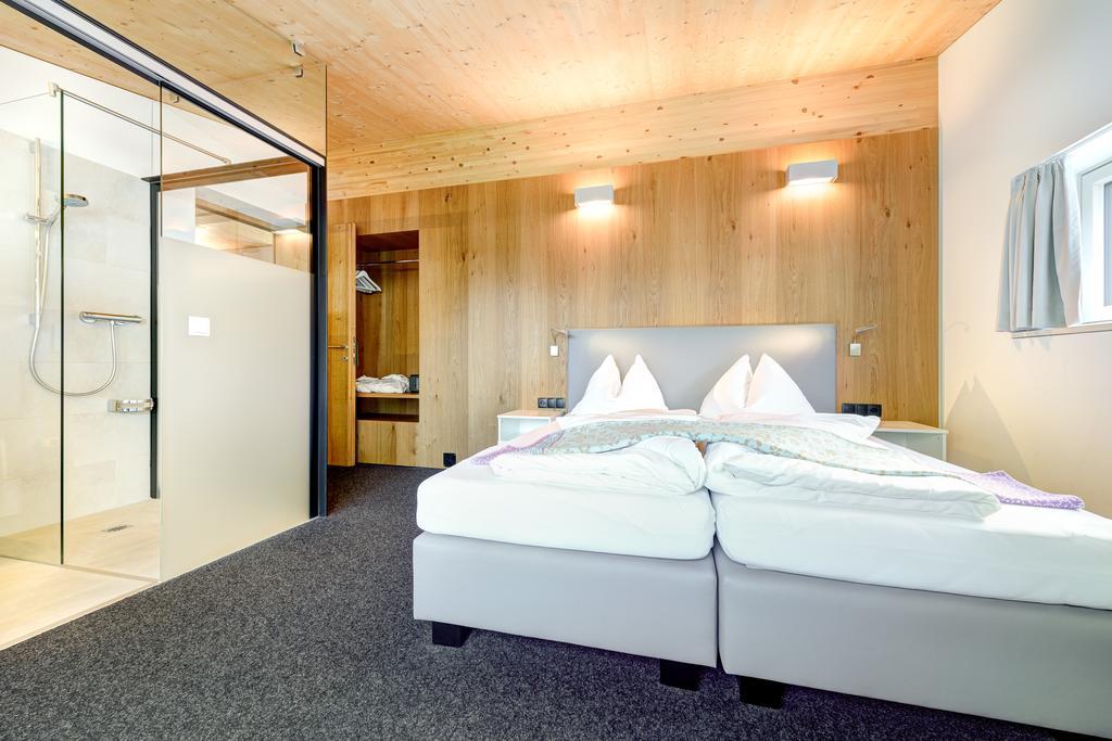 Hotel Luen Бранд Екстериор снимка