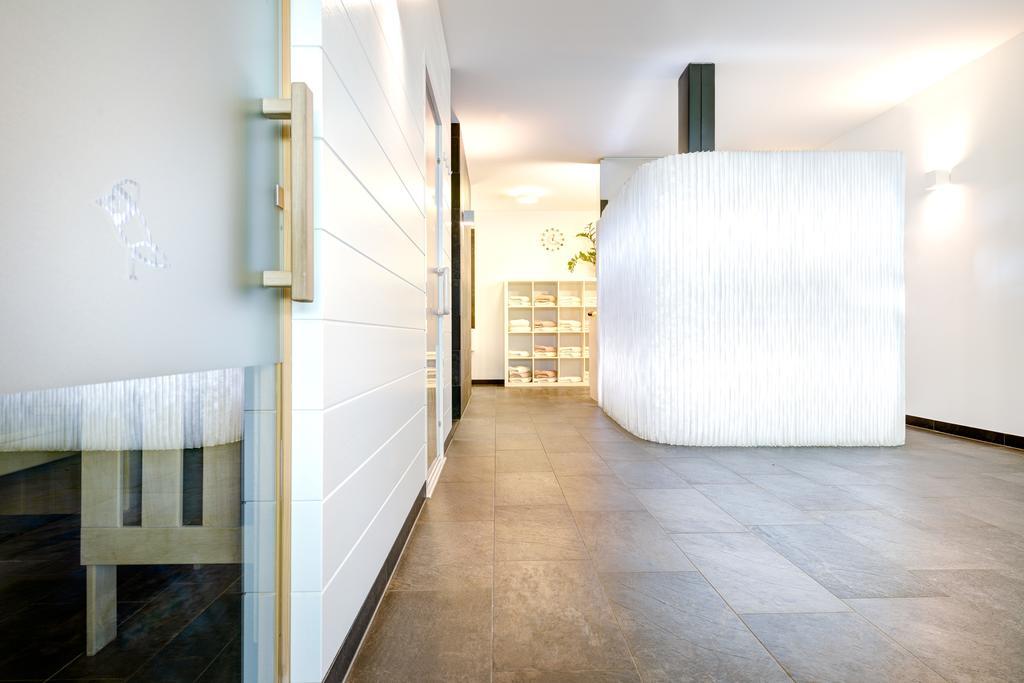 Hotel Luen Бранд Екстериор снимка